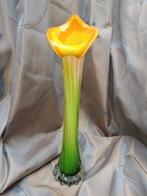 Vintage kelk calla vaas Glas groen geel, Antiek en Kunst, Ophalen of Verzenden