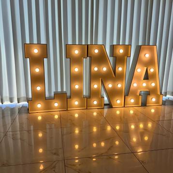 Lichtletters Huren - Maak je Event Uniek! beschikbaar voor biedingen