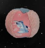 nieuw-Iejoor (roze) speelbal met rammelkraal, Ophalen of Verzenden, Nieuw, Overige typen, Met geluid