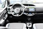 Toyota Yaris 1.5 Hybrid Executive Automaat 100pk | Navigatie, 12 maanden, Gebruikt, 4 cilinders, Leder en Stof