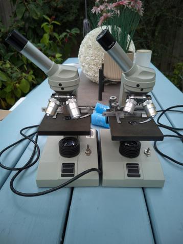 Set Professionele Fisher Microscopen met Objectieven x40 beschikbaar voor biedingen