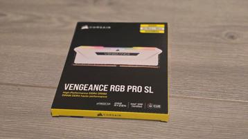 Corsair Vengeance RGB PRO SL 32GB DDR4 RAM beschikbaar voor biedingen