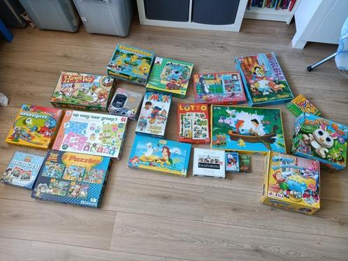 Jumbo puzzels en bordspellen en kwartet, Hobby en Vrije tijd, Gezelschapsspellen | Bordspellen, Zo goed als nieuw, Een of twee spelers