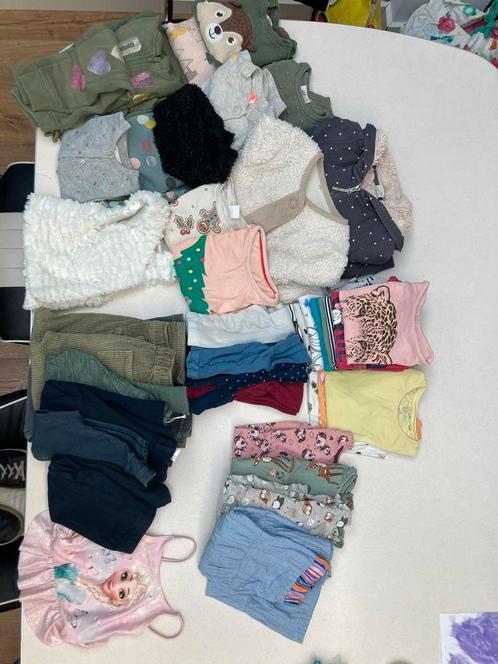 Kledingpakket Meisje Maat 92/98, Kinderen en Baby's, Babykleding | Baby-kledingpakketten, Gebruikt, Ophalen of Verzenden