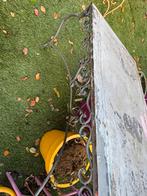 Gratis metalen brocante tuintafel, Ophalen of Verzenden, Zo goed als nieuw