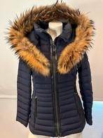 Mackage blauwe jas met mooie bontkraag xs, Kleding | Dames, Jassen | Winter, Blauw, ., Ophalen of Verzenden, Zo goed als nieuw