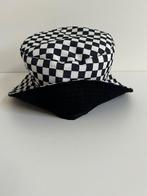 Loavies unisex bucket hat omkeerbaar, Kleding | Dames, Hoeden en Petten, Ophalen of Verzenden, Zo goed als nieuw, One size fits all