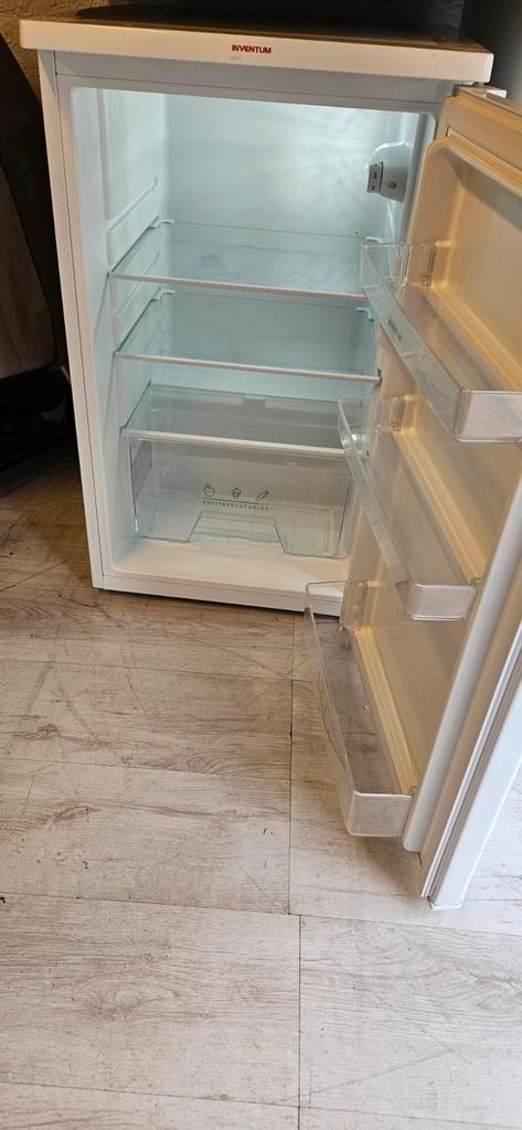 Koelkast tafelmodel Inventum, Witgoed en Apparatuur, Koelkasten en IJskasten, Zo goed als nieuw, Zonder vriesvak, 100 tot 150 liter