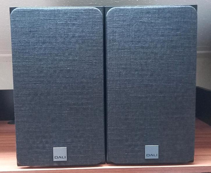 DALI OBERON 3 Monitor Speakers Walnoot, Audio, Tv en Foto, Luidsprekers, Zo goed als nieuw, Overige typen, 120 watt of meer, Overige merken