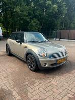 Mini 1.6 16V Cooper 2007, Auto's, Voorwielaandrijving, 750 kg, 4 cilinders, 4 stoelen