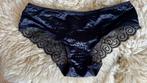 Zwart zacht satijnen slipje- M/L, Verzenden, Zwart, Slip