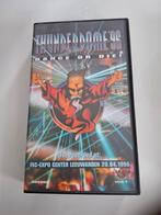 Thunderdome '96 Dance or Die! VHS., Cd's en Dvd's, VHS | Documentaire, Tv en Muziek, Ophalen of Verzenden, Zo goed als nieuw