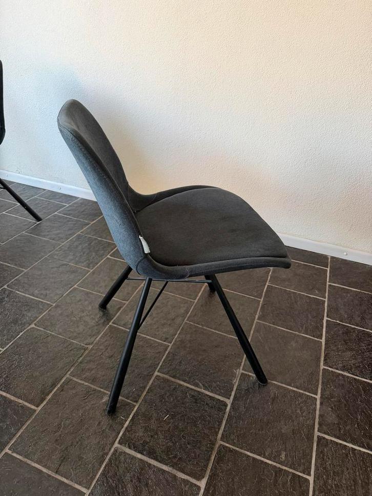 Zuiver Stoelen - Stijlvol en Comfortabel, Huis en Inrichting, Stoelen, Zo goed als nieuw, Vijf, Zes of meer stoelen, Metaal, Grijs