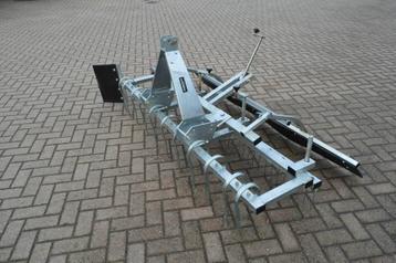 Boxer EE 200 bodemvlakker, pistesleep beschikbaar voor biedingen