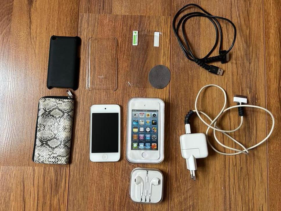 iPod Touch 16 gb wit met accessoires en originele verpakking, Audio, Tv en Foto, Mp3-spelers | Apple iPod, Touch, Ophalen of Verzenden