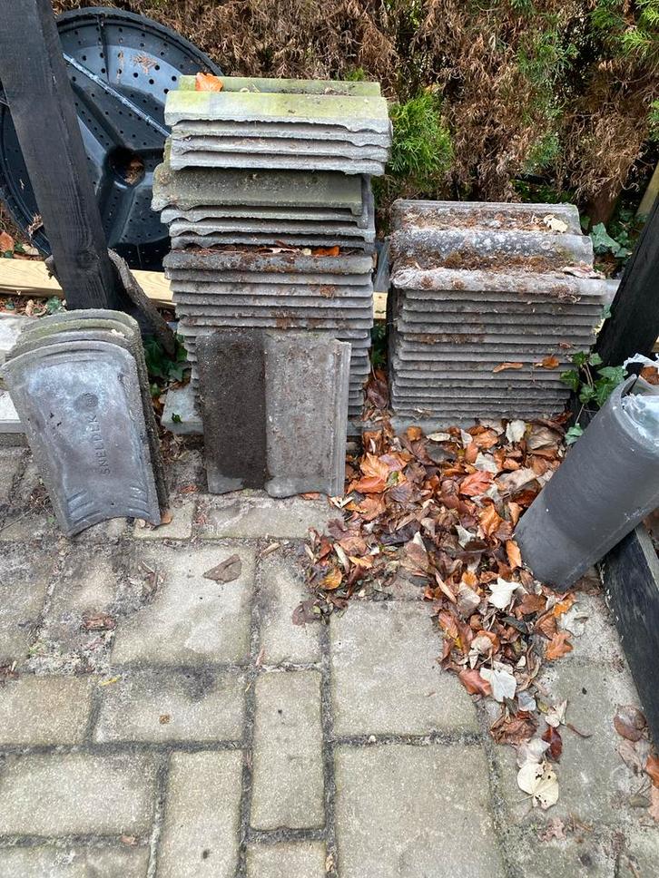 Sneldek dakpannen en nokpannen (RBB), Doe-het-zelf en Verbouw, Dakpannen en Dakbedekking, Gebruikt, Dakpannen, Steen of Klei, Grijs
