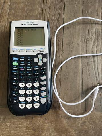 Grafische rekenmachine Texas TI-84 Plus beschikbaar voor biedingen