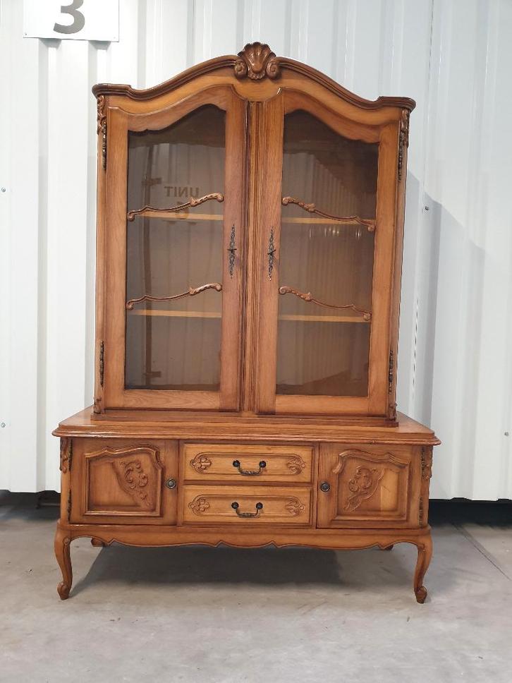 Queen Ann Stijl vitrinekast. Het kan geleverd worden., Huis en Inrichting, Kasten | Vitrinekasten, Gebruikt, 150 tot 200 cm, 100 tot 150 cm