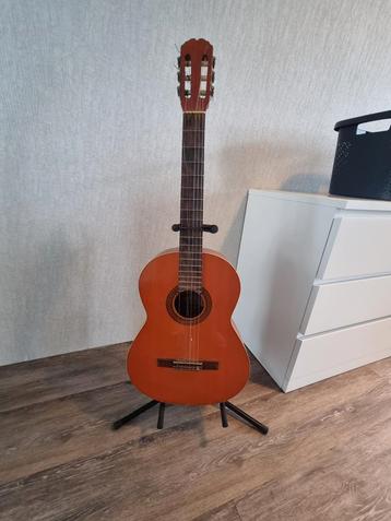 Klassieke Gitaar  beschikbaar voor biedingen