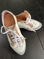 Zgan leren damesschoenen maat 39, Kleding | Dames, Schoenen, Schoenen met lage hakken, Wit, Ophalen of Verzenden, Zo goed als nieuw