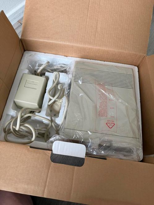 Commodore 1541-II diskdrive – in doos, zeer net, compleet, Computers en Software, Vintage Computers, Ophalen of Verzenden