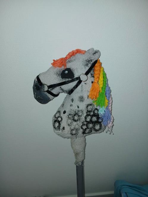 Leuke handgemaakte hobbyhorse. Ruilen mag ook, Hobby en Vrije tijd, Overige Hobby en Vrije tijd, Ophalen of Verzenden