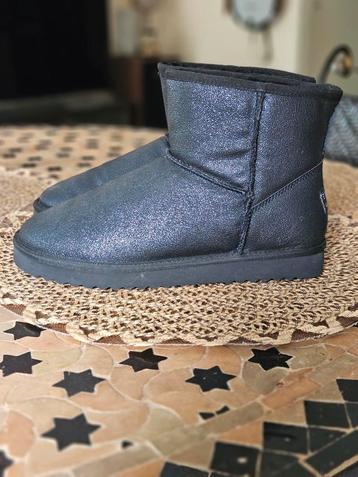 Nieuw! Warme Esprit winterlaarzen (maat 39) lijkend op Uggs beschikbaar voor biedingen
