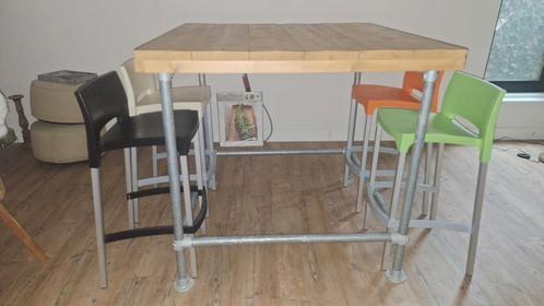 Statafel 120x122x114 met 4 barkrukken, Huis en Inrichting, Tafels | Statafels, Zo goed als nieuw, Ophalen