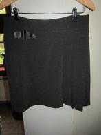 D1457 Transfer mt 42 rok donkergrijs plooien riempje Rosa, Verzenden, Maat 42/44 (L), Zo goed als nieuw, Knielengte