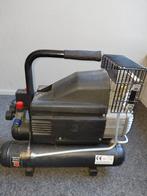 Draagbare compressor, Doe-het-zelf en Verbouw, Compressors, Minder dan 25 liter, Ophalen, Zo goed als nieuw, Minder dan 200 liter/min