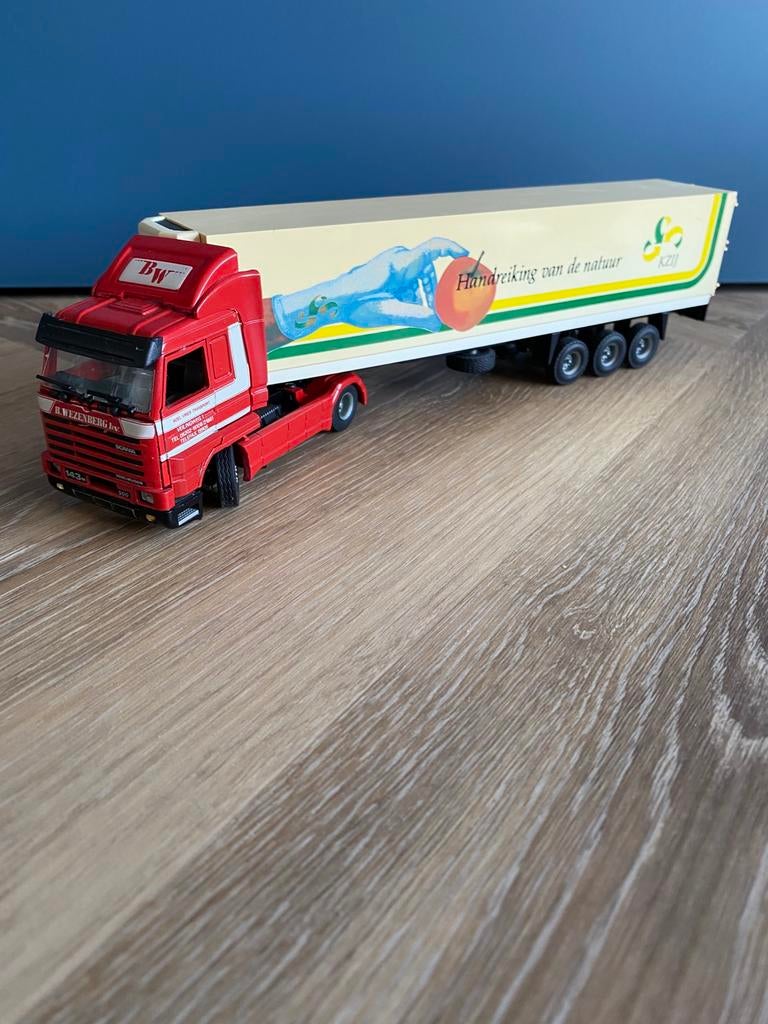 Tekno Scania van Wezenberg, Hobby en Vrije tijd, Modelauto's | 1:50, Ophalen, Gebruikt, Bus of Vrachtwagen, Tekno