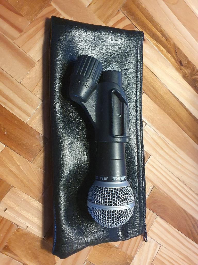 shure sm58, Muziek en Instrumenten, Ophalen of Verzenden, Gebruikt, Zangmicrofoon