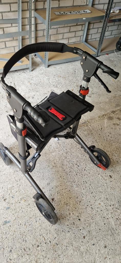 Nette rollator, Diversen, Rollators, Ophalen