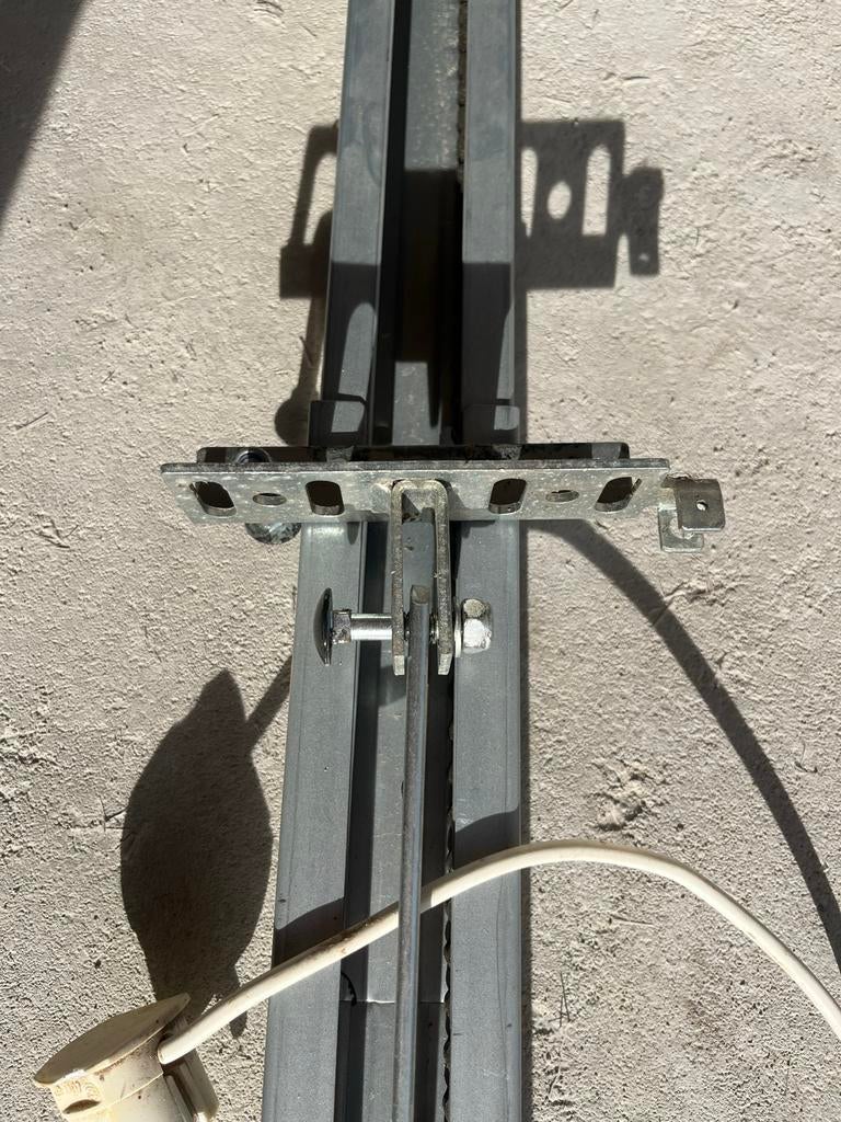 Elektrische Garagedeuropener Rademacher met 2 afstandsbedien, Ophalen, Gebruikt, Overige typen