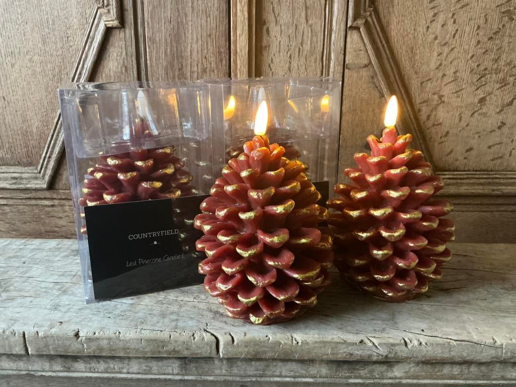 NIEUW set grote Countryfield dennenappels led kaarsen, Huis en Inrichting, Woonaccessoires | Kandelaars en Kaarsen, Ophalen of Verzenden