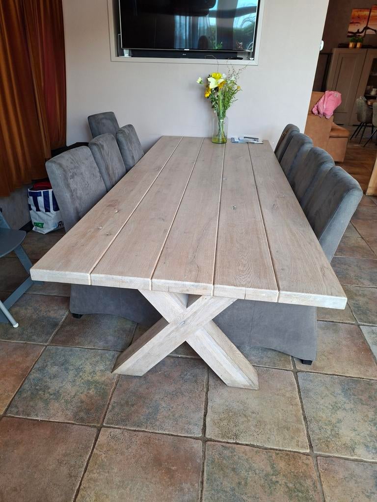 Mooie houten tafel met 8 stoelen - Zo goed als nieuw, Ophalen of Verzenden, Zo goed als nieuw, Vijf personen of meer, Overige houtsoorten