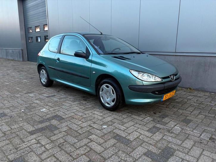 Peugeot 206 1.4 XT|Airco|Dealer onderhouden, Auto's, Peugeot, Bedrijf, Te koop, Airbags, Airconditioning, Centrale vergrendeling