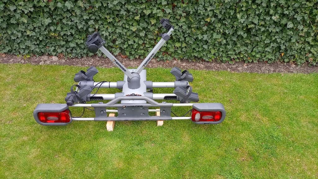Fietsendrager SPINDER EAGLE, Ophalen, Gebruikt, 2 fietsen, Trekhaakdrager