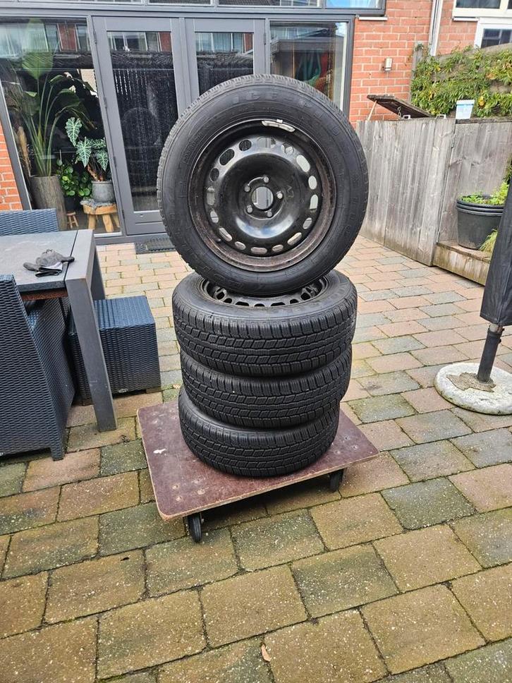 Winterbanden met stalen velgen, Auto-onderdelen, Overige Auto-onderdelen, Gebruikt, Ophalen