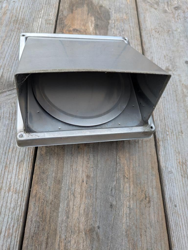 RVS 304 gevelkap met klep, 150mm, Ophalen