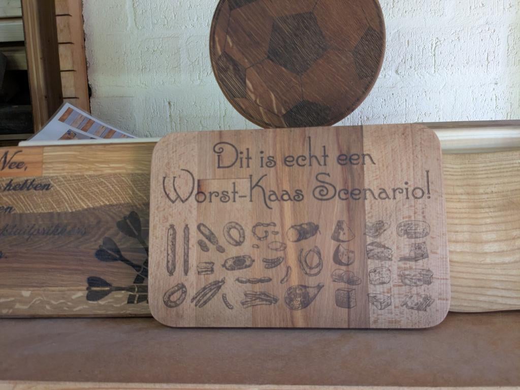 Borrelplank gegraveerd. Voorbeeld text of gepersonaliseerd, Ophalen of Verzenden