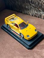 Bburago Ferrari F40 (1987) - Schaal 1:24 - Geel - In doos, Ophalen of Verzenden, Zo goed als nieuw, Auto, Bburago