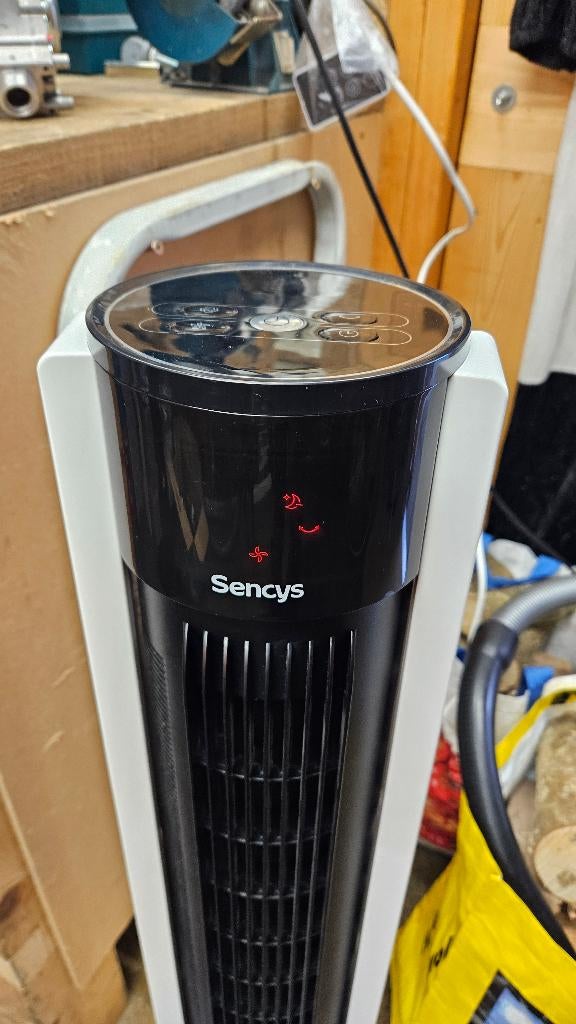 Ventilator Sencys met afstandsbediening (FZ10-19BRA), Witgoed en Apparatuur, Ventilatoren, Ophalen, Zo goed als nieuw, Torenventilator