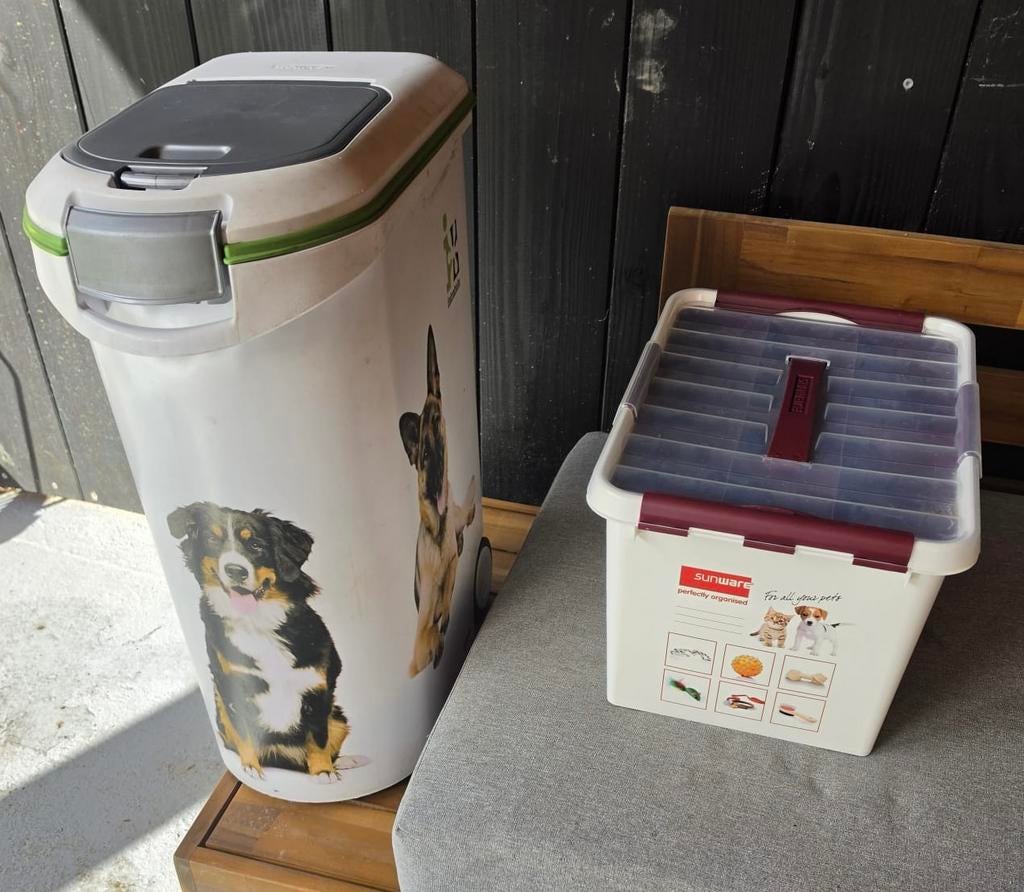 Huisdieren voorraadbakken, Dieren en Toebehoren, Honden-accessoires, Ophalen of Verzenden, Gebruikt