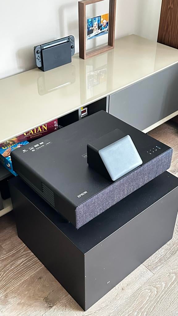 Epson EpiqVision EH-LS500 - zwarte short throw beamer, Audio, Tv en Foto, Beamers, Ophalen of Verzenden, Gebruikt, Overige technologieën