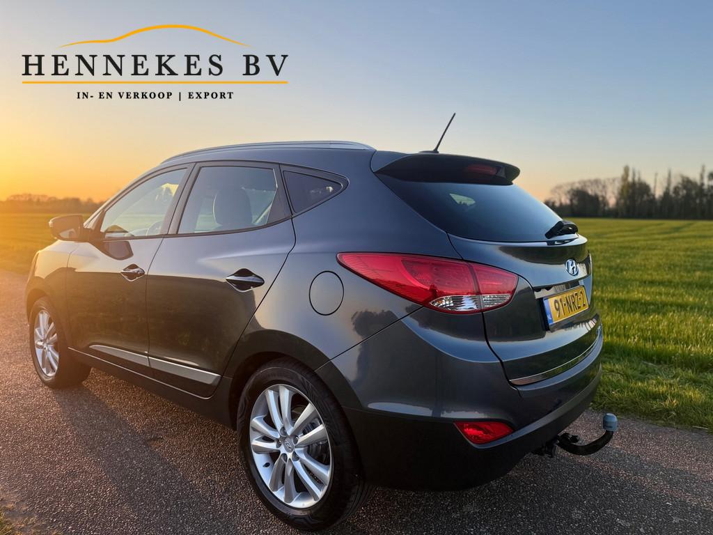 Hyundai Ix35 2.0i i-Catcher leder Pano Navi, Gebruikt, Zwart, 4 cilinders, 163 pk