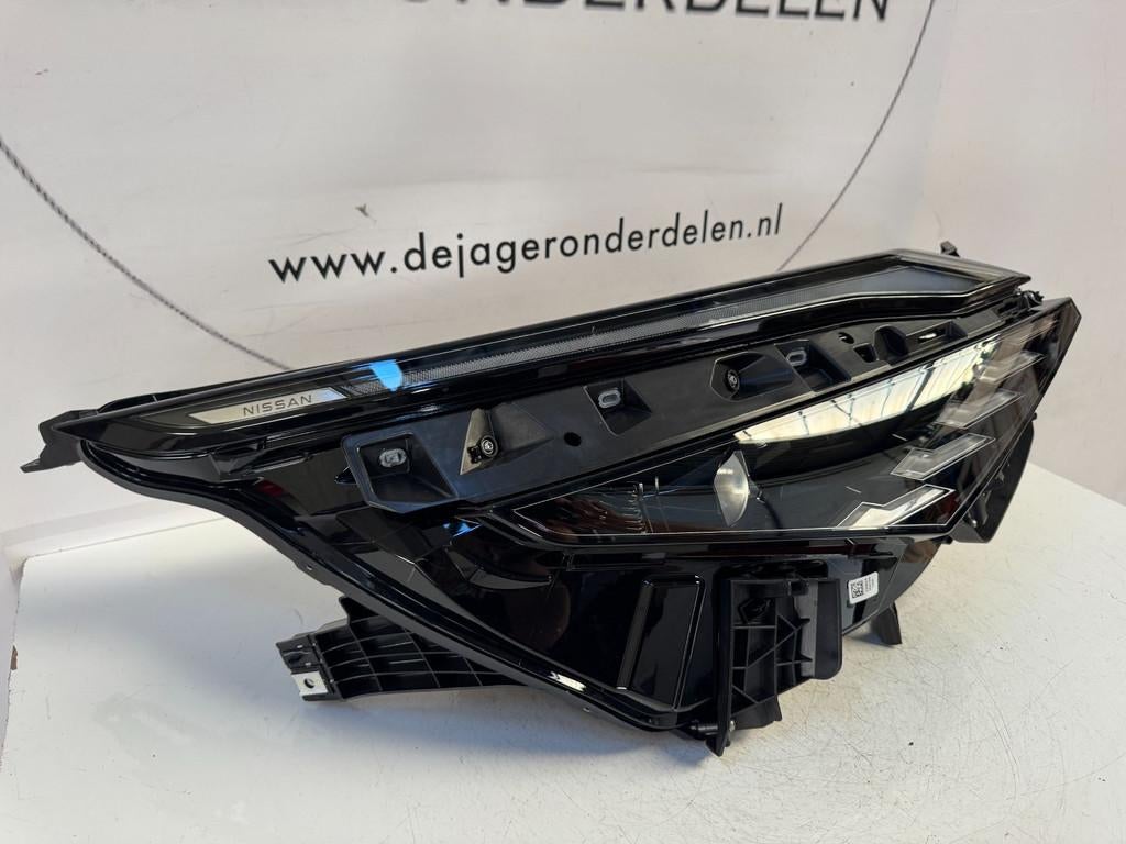 NISSAN QASHQAI J12 FACELIFT LED KOPLAMP RECHTS 26010HN25A, Nissan Motor Co., Ltd., Takashima 1-chome 1-1
220-8686  Yokohama, Nieuw