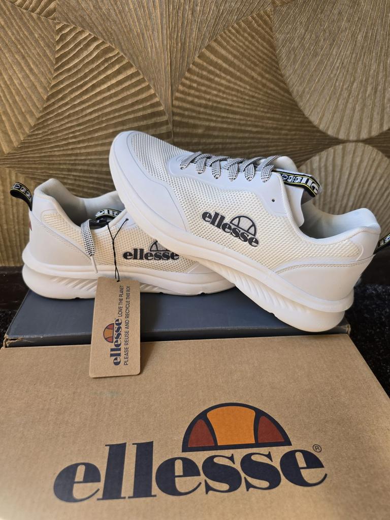 Ellesse sneakers schoenen maat 42 nieuw, Kleding | Heren, Schoenen, Wit, Nieuw, Ophalen of Verzenden, Sneakers of Gympen