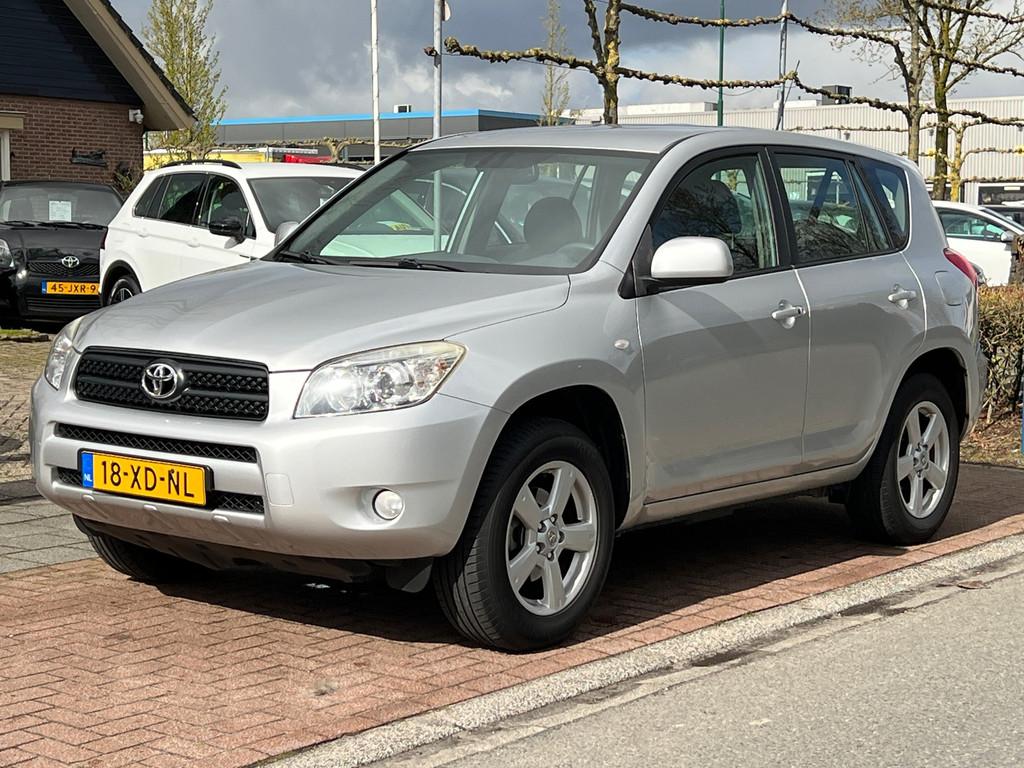 Toyota RAV4 2.0 4WD Executive *Automaat|carplay, Automaat, 1998 cc, Gebruikt, 4 cilinders