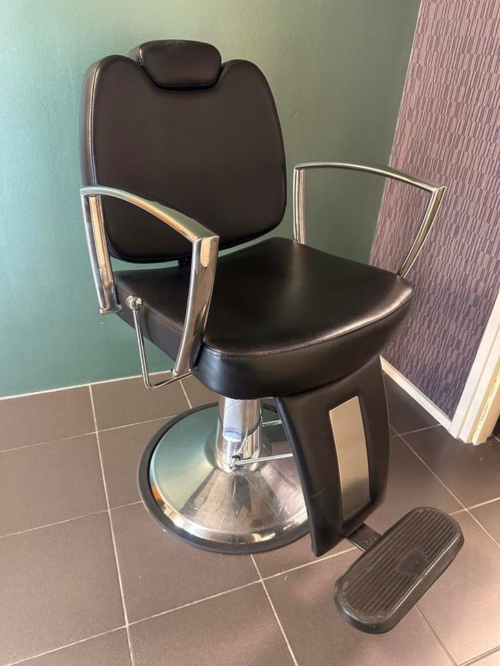 Zwarte kappersstoel, Huis en Inrichting, Stoelen, Gebruikt, Eén, Leer, Zwart, Ophalen